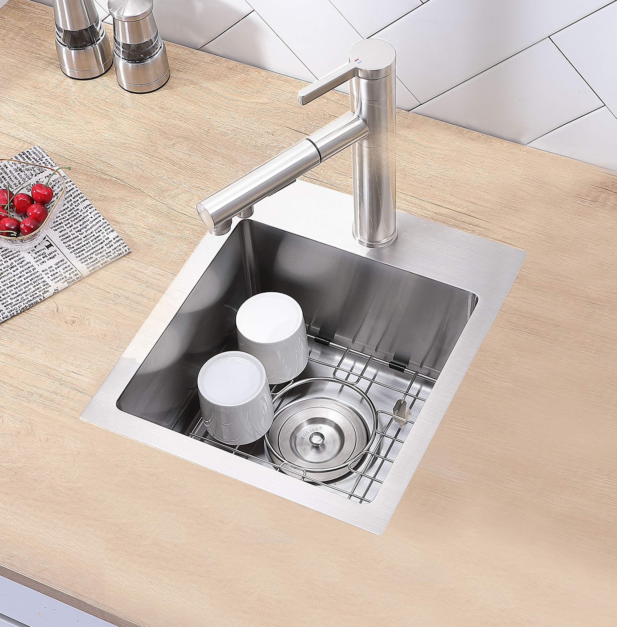 VC CUCINE compact outdoor sink suitable for mobile kitchens and patios.