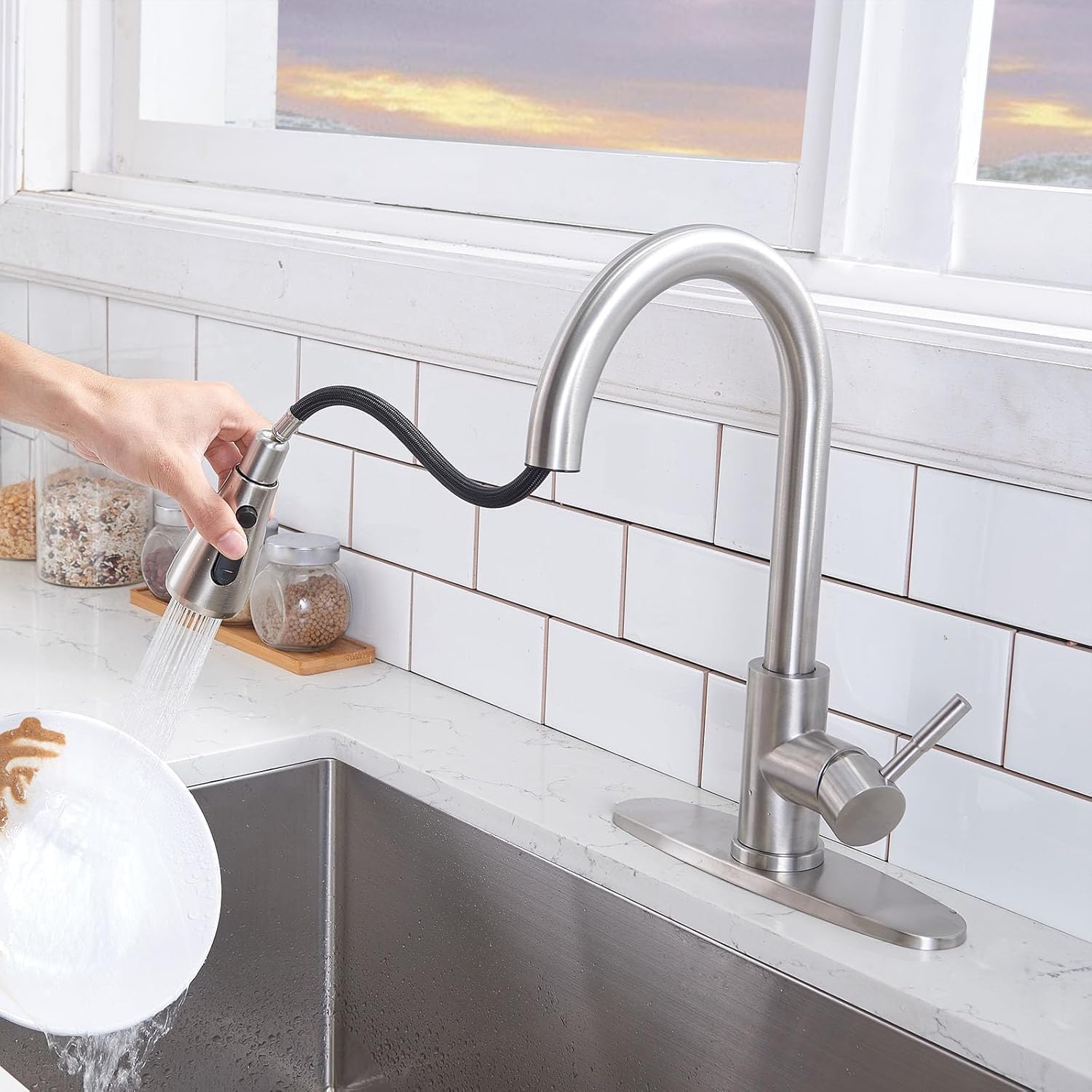 VC CUCINE high arc brushed nickel faucet supports large pots and pans