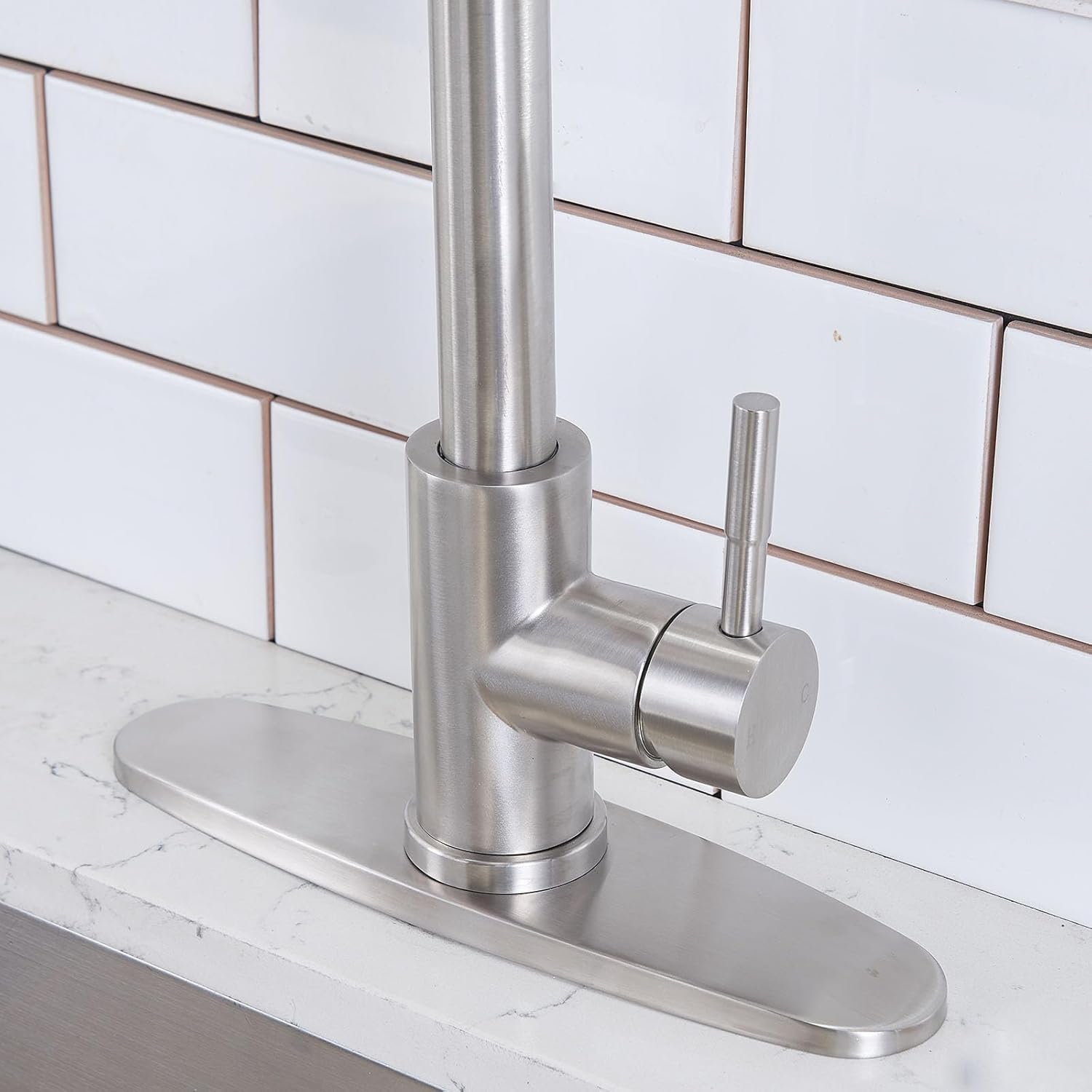 VC CUCINE 8.5-inch spout reach for wide sink areas