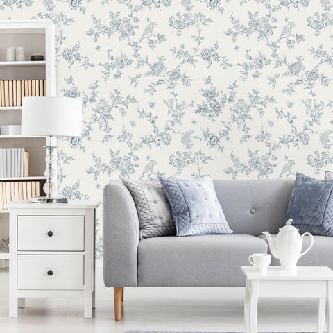 Chinoiserie birds and floral pattern detail on VEELIKE wallpaper for stylish living spaces.