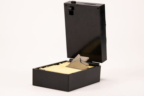 Veltec 81 EZ blades pack interior reveals spare blades for projects.