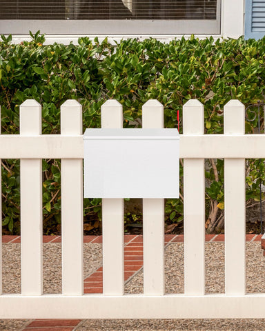 VERSASKY large-capacity mailbox handles magazines, newspapers, letters, and small packages.