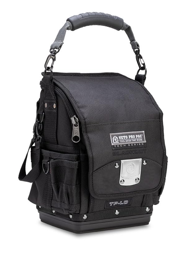 Rear pocket with tarpaulin protection against weather conditions.