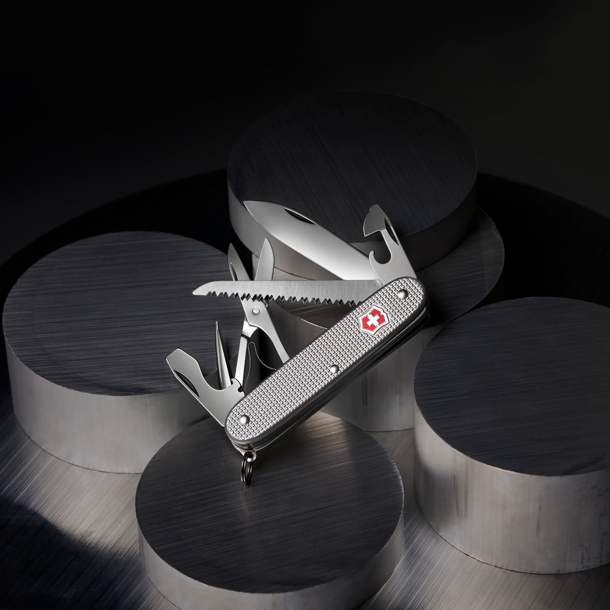 Victorinox Farmer X Alox slim profile fits easily in pockets.
