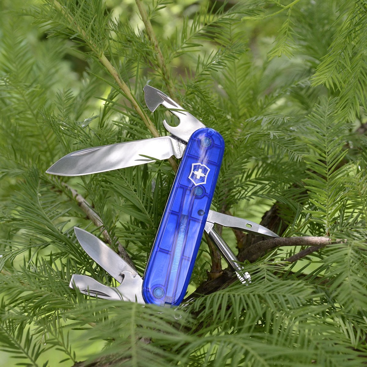 Victorinox Tinker can-bottle-opener ideal for opening beverages and cans on the go