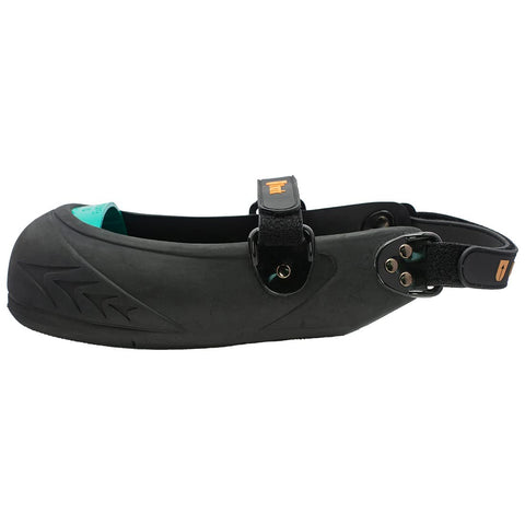 VIDAYA package includes one pair of steel toe overshoes for site visits
