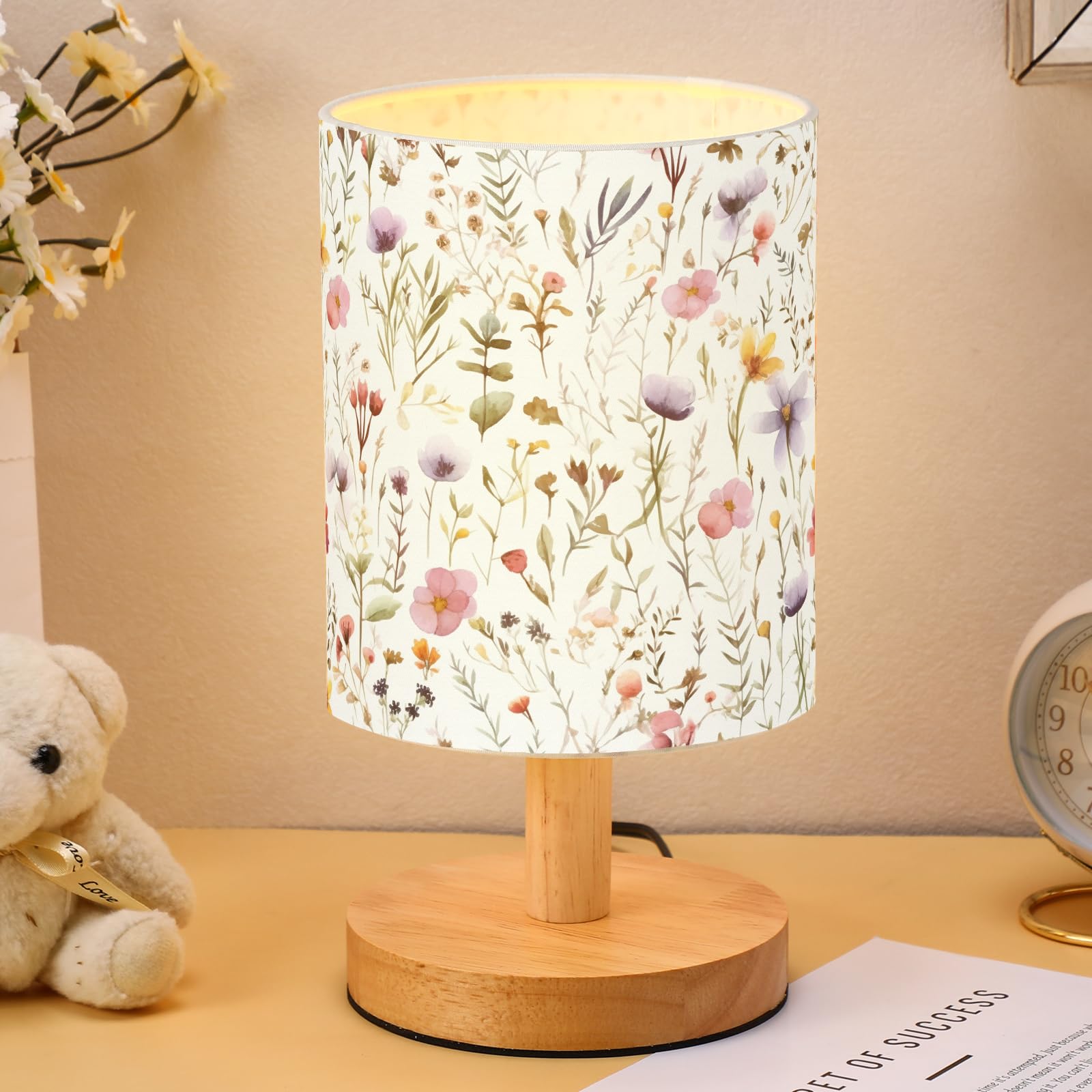 VIHOSE Wildflower kids table lamp with warm light for bedtime reading.
