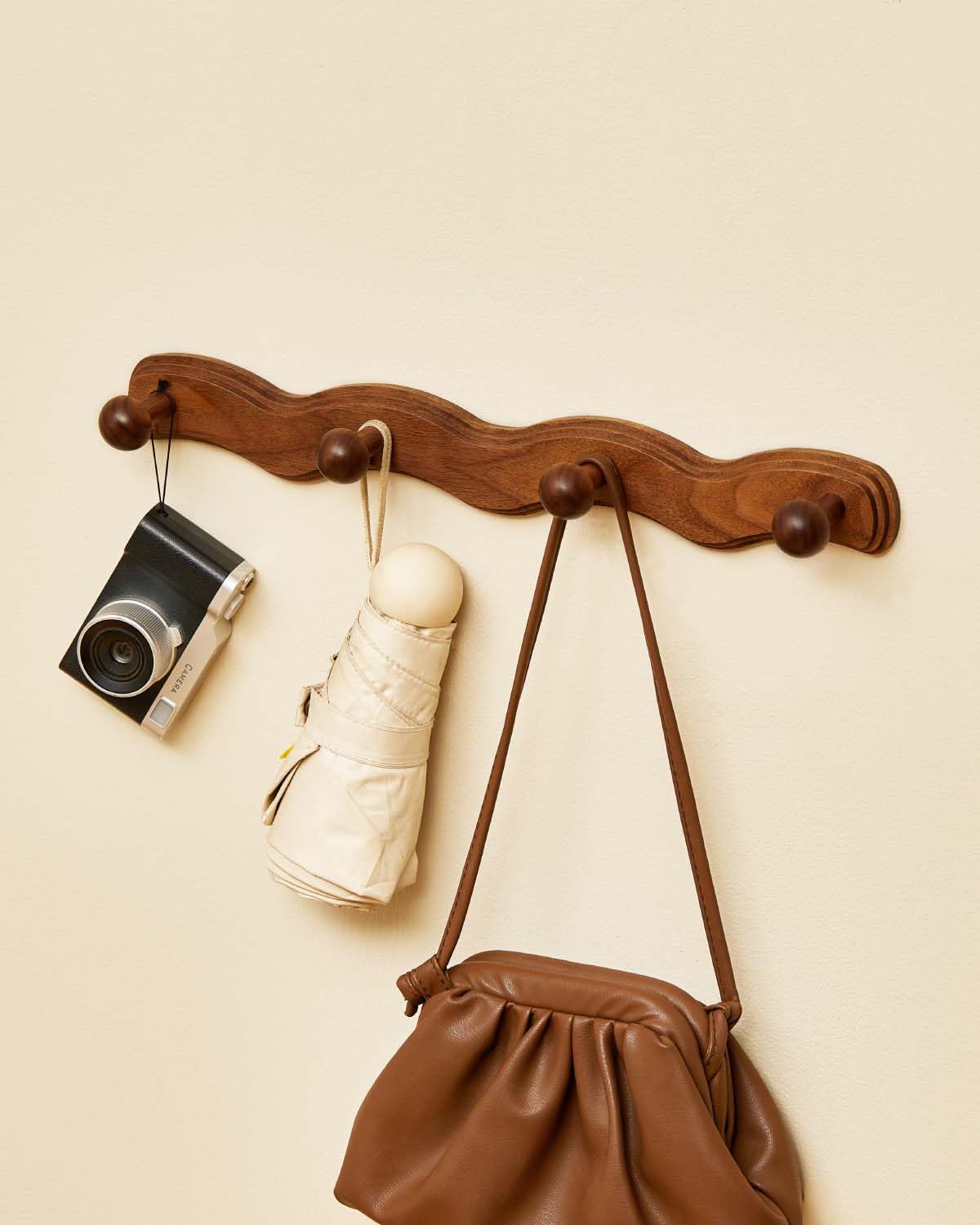 Vinoil wall mount with included hardware for secure installation