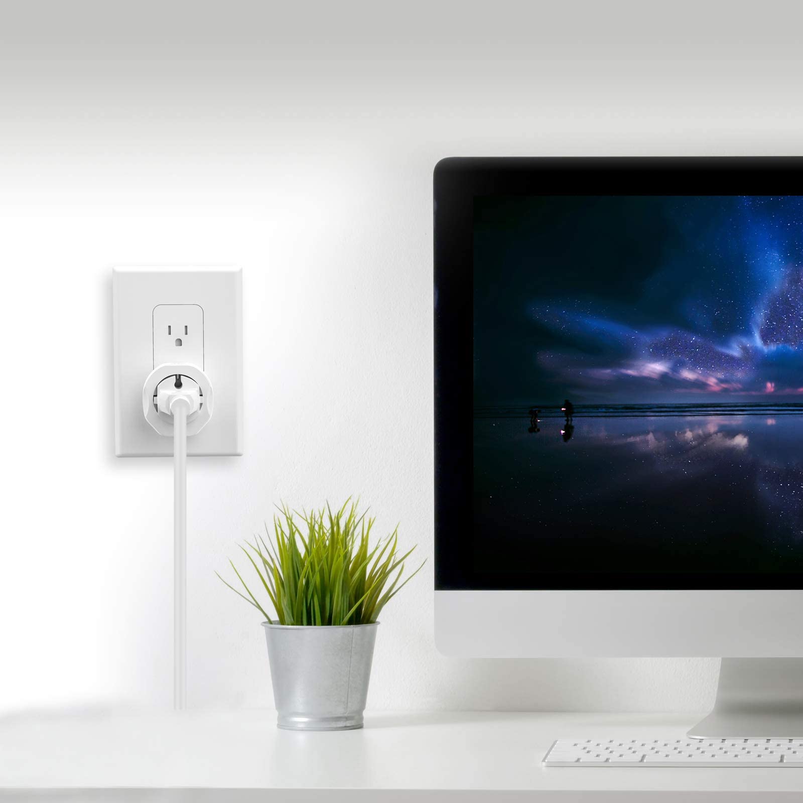 VINTAR EU to US adapter travel ready scene with devices charging