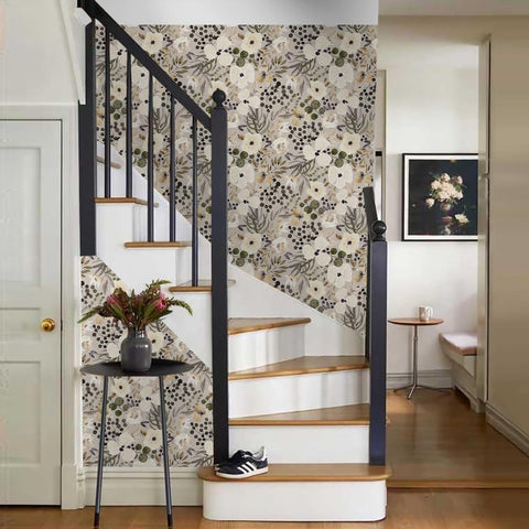 VistaPalette renter-friendly wallpaper that removes without damage