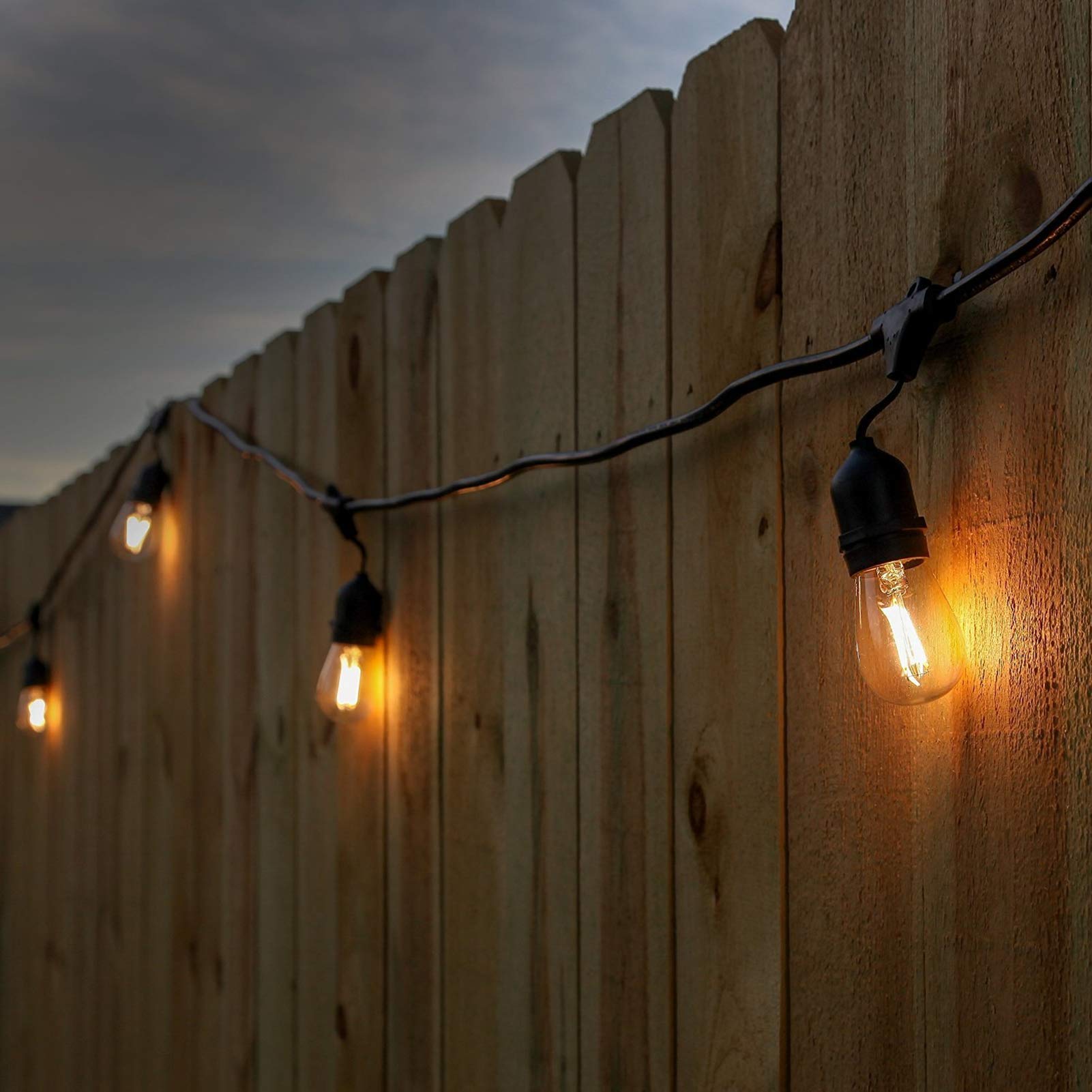 VISTERLITE installation tip: tighten bulbs for full illumination.
