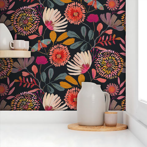 Vividpatch removable vinyl wallpaper suitable for renter-friendly updates