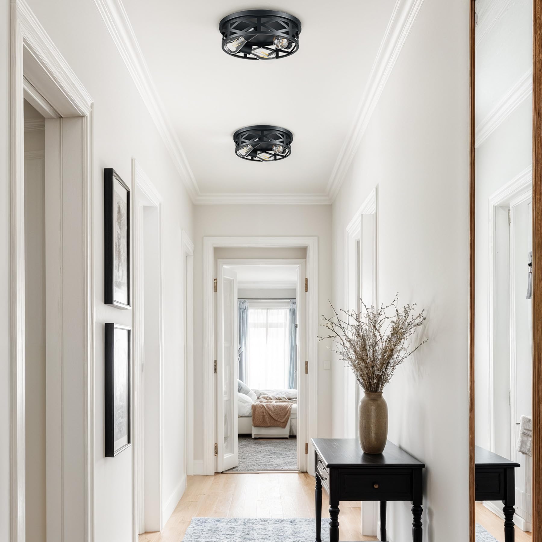 VONLUCE entryway and kitchen ambience with warm brightness