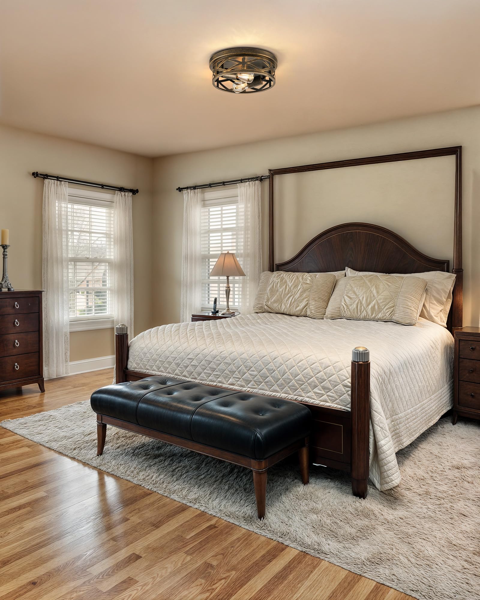 VONLUCE warm glow complements entryways and living spaces.