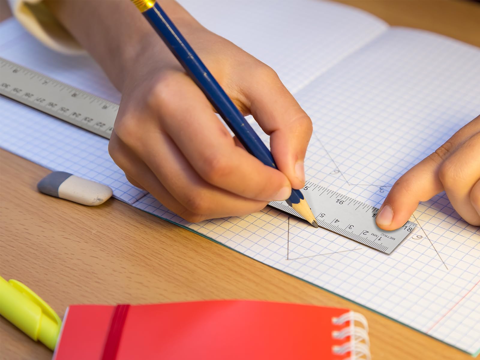VORIGY workshop-grade ruler supports carpentry and engineering projects.