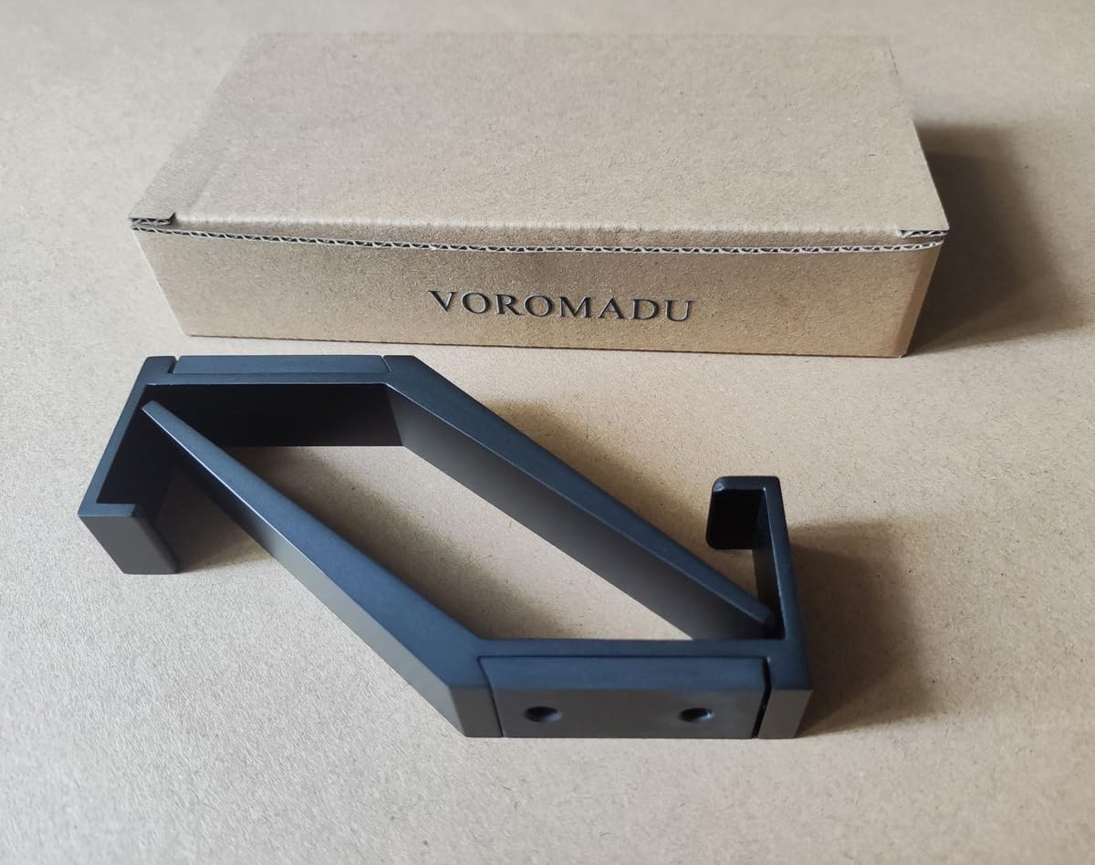 VOROMADU Matte black finish complements modern interiors and farmhouse spaces.