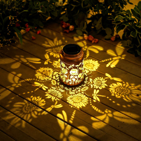 WACLSTDAY patio garden lantern provides soft dusk lighting for balconies.