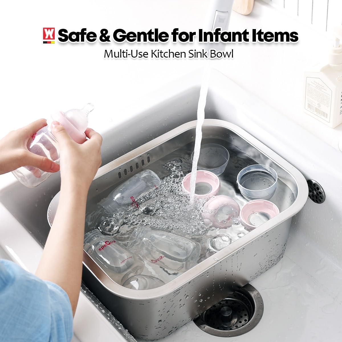 Edge-safe design on the WAGENSTEIGER bowl with built-in side strainers.