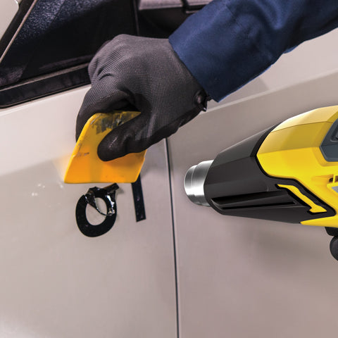 Wagner FURNO 700 integrated stand enables hands-free operation.