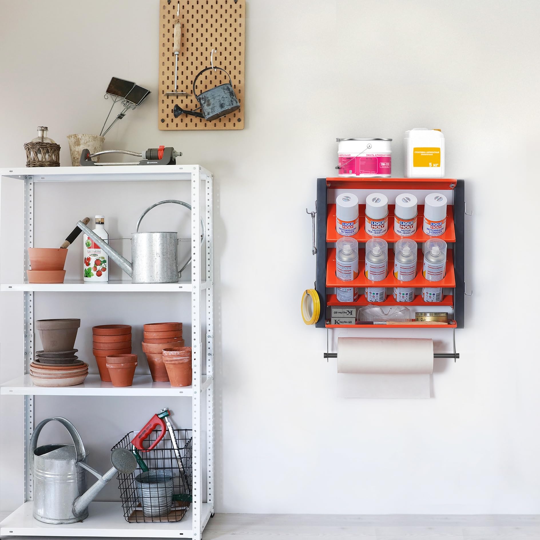 WALMANN single rod holds towels or spray bottles for convenient use