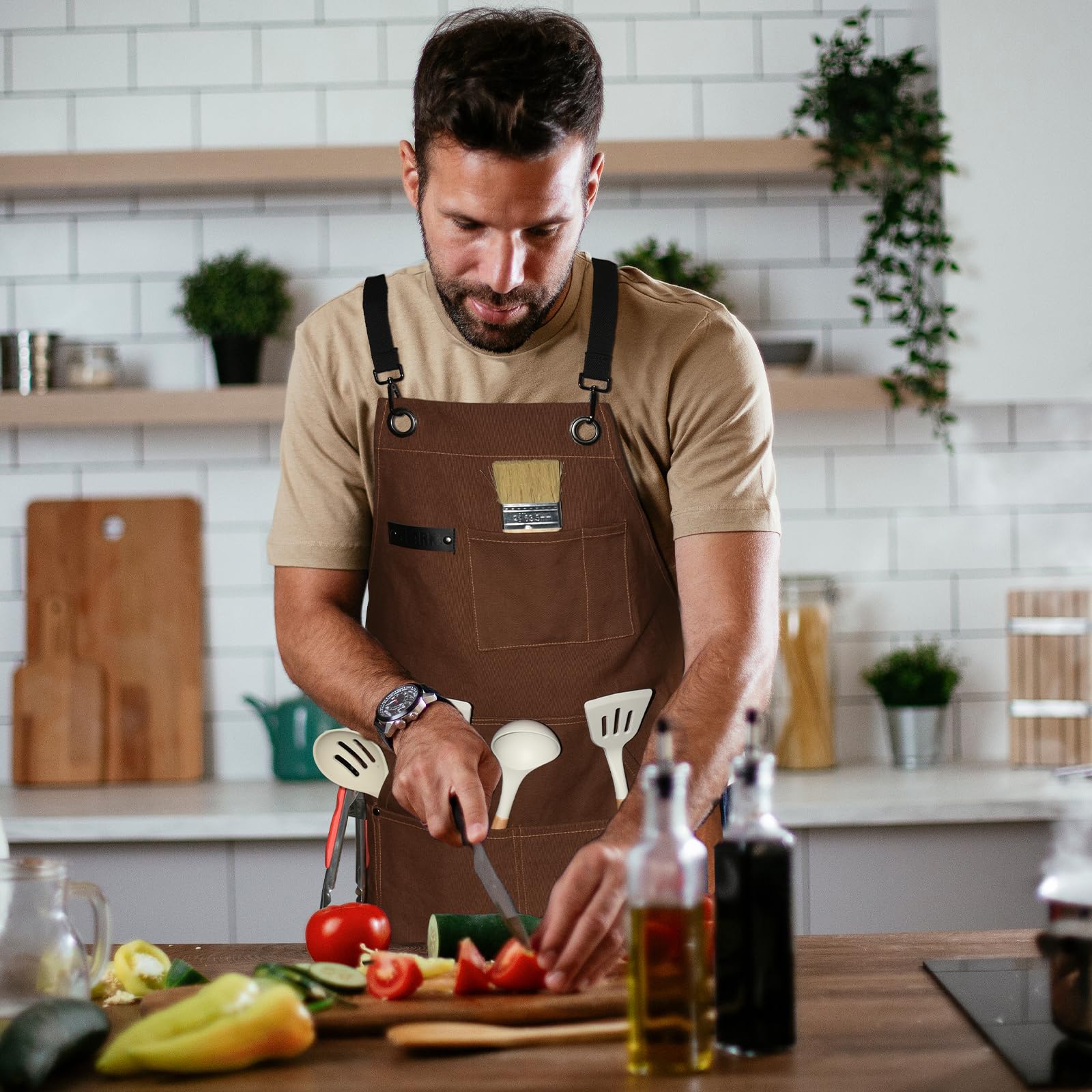 WEARXI large-size apron covers you with 29w x 34h dimensions for many body types.