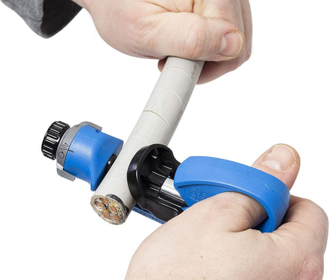 WEICON No. 4-29 ergonomic handle supports comfortable, controlled stripping