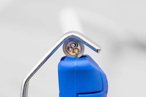 Solingen blades provide sharp, durable stripping performance for WEICON stripper.