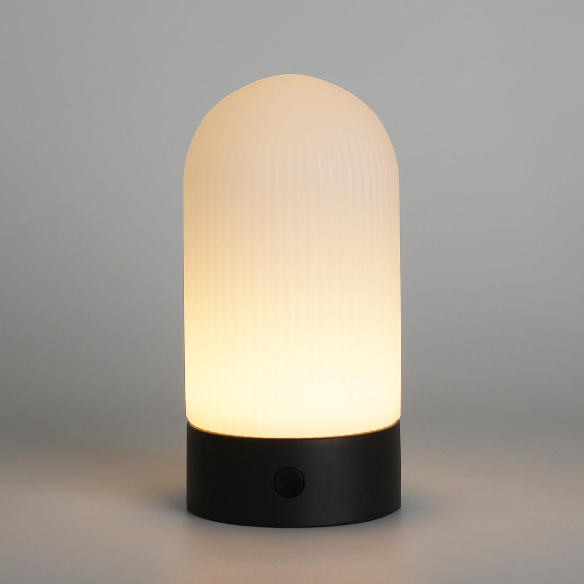 WEILAILUX cactus lamp design highlights playful silhouette for chic living spaces