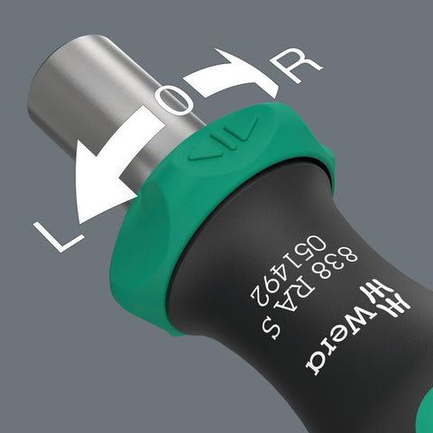 Wera 838 RA S BitHold ergonomic handle shown for comfortable grip.