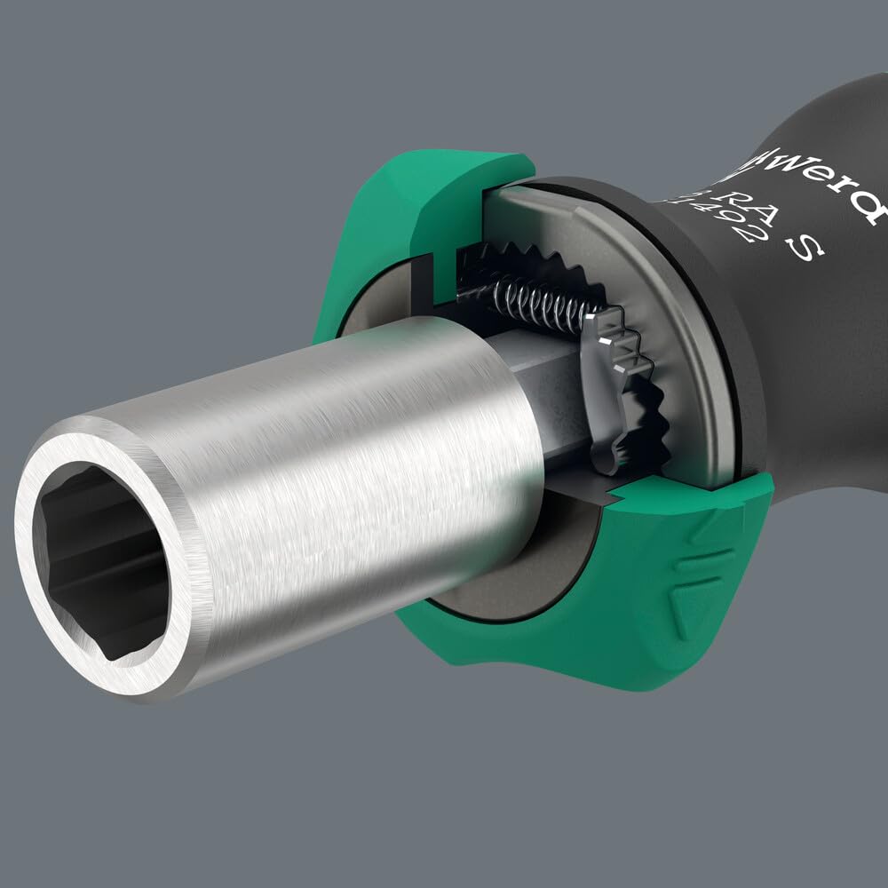 Wera 838 RA S BitHold screwdriver shown in use for fast assembly tasks.