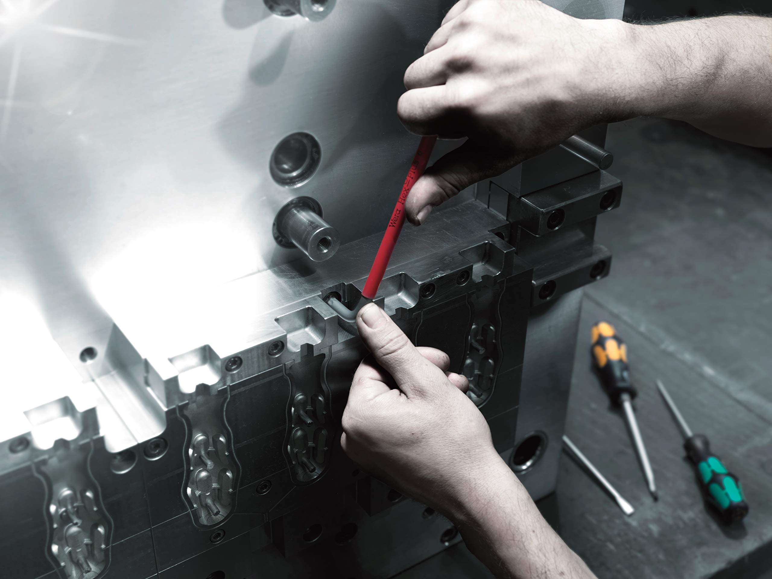 Wera 950/9 Hex Imperial 3 L-Key Set blacklaser closeup emphasizes durable coating.