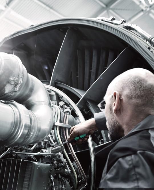 Wera Kraftform ergonomic handle enables faster, comfortable screwdriving sessions.