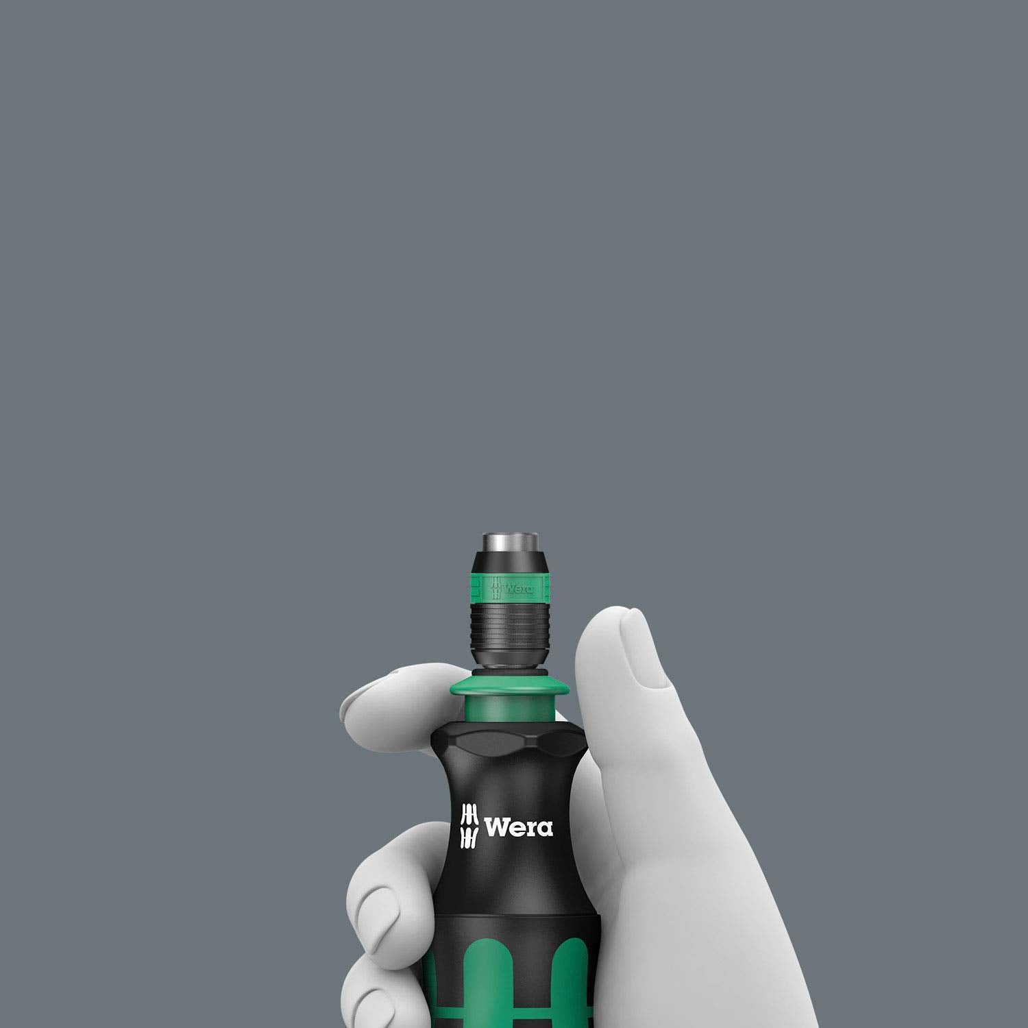 Wera Kraftform Kompakt 25 Rapidaptor enables quick, one-handed bit changes