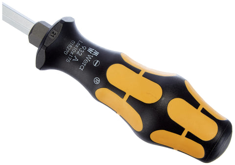 Wera Kraftform Plus 932 A multicolor handle enhances grip during tasks.