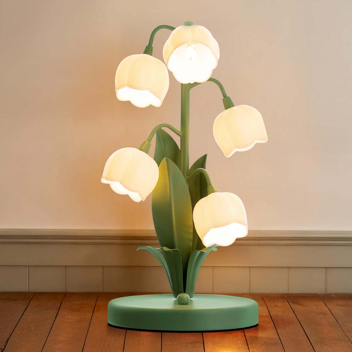 WERFOP Lily of The Valley Lamp with five-flower design for elegant bedroom decor.