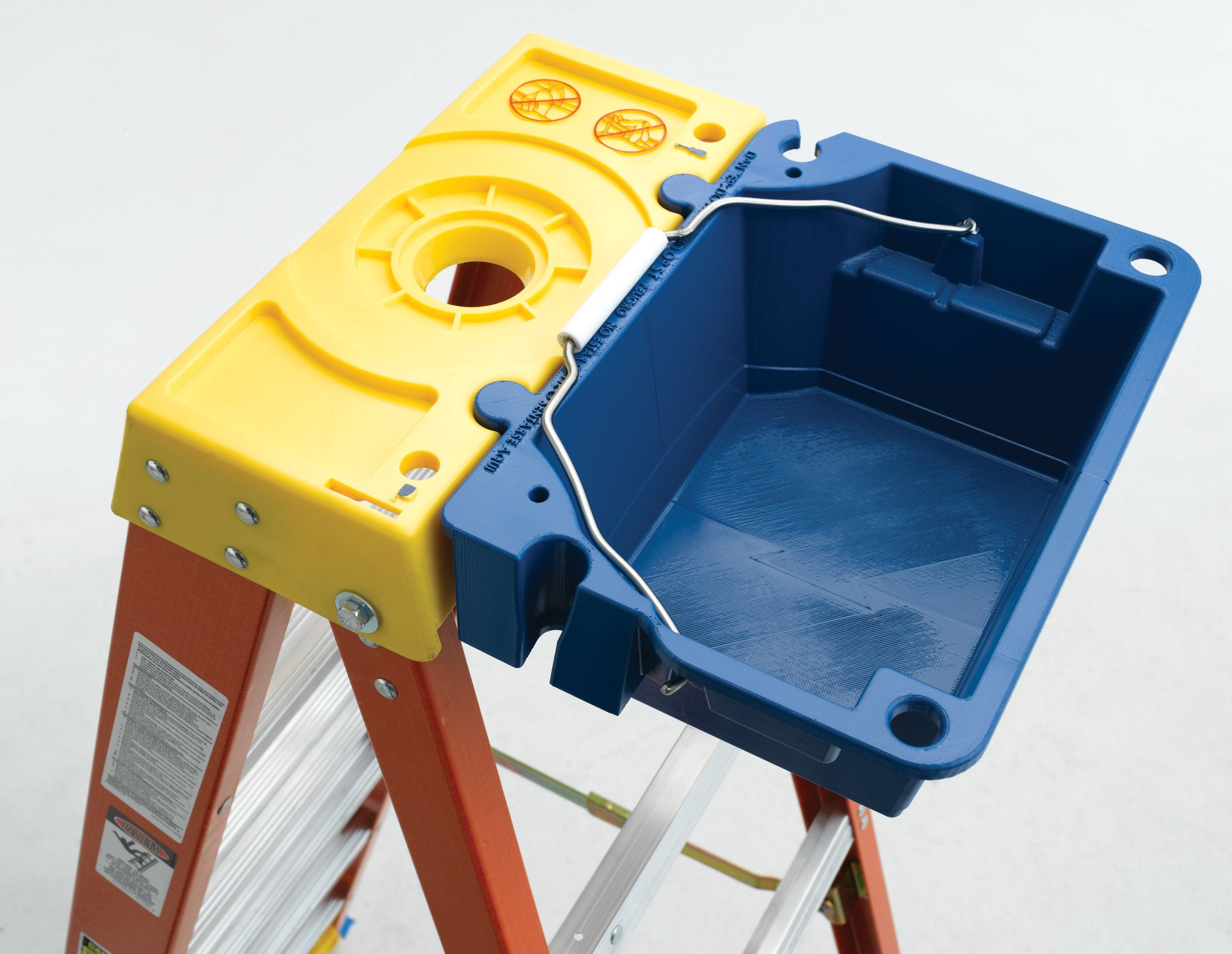 Werner AC52-UB compatible with 6000-series ladders for upgrades
