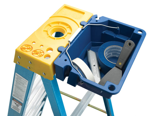 Werner AC52-UB swiveling handle enables easy ladder transport