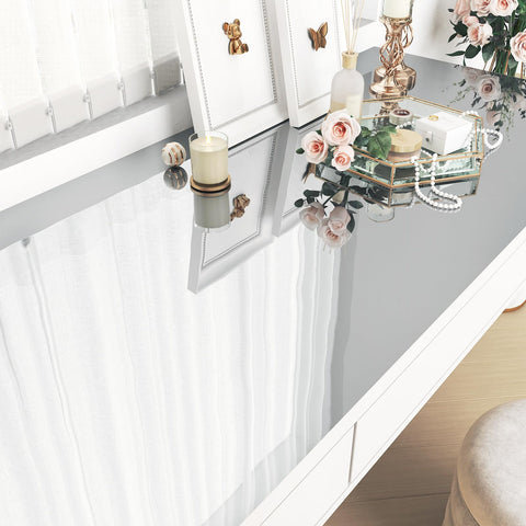 WESTICK 43sqft mirror roll covers large surfaces with a seamless glow.