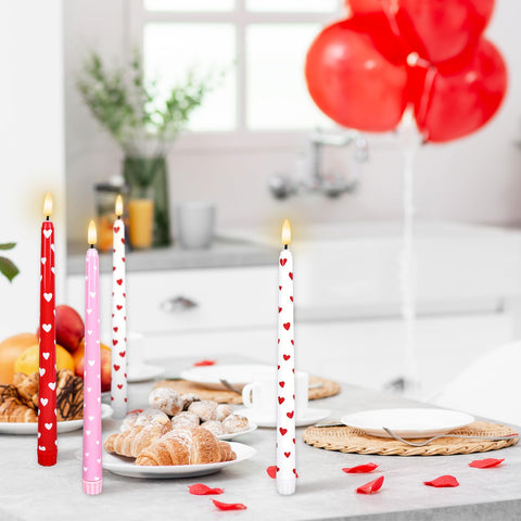 Whaline table decor set with heart motifs for Valentine celebrations