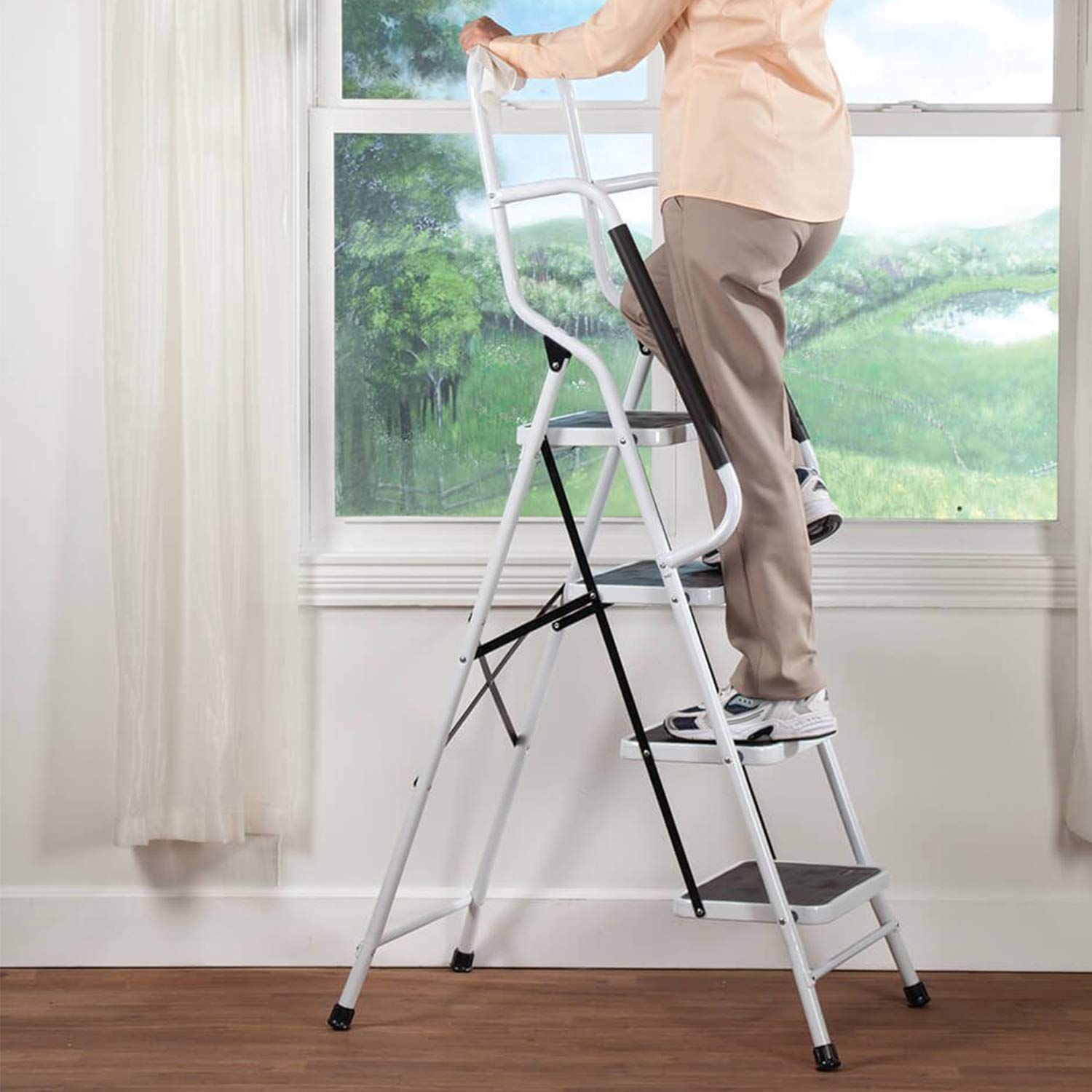 WiberWi 4Step ladder with side handrails for secure support during tasks