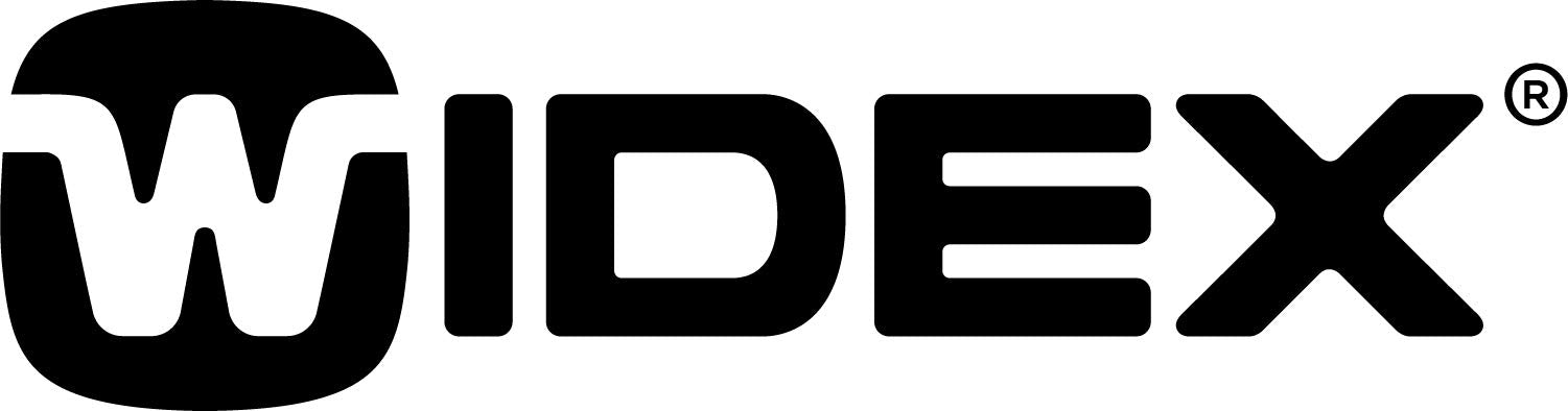 Widex Easywear Ear Tip M in use demonstrates discreet, comfortable wear.