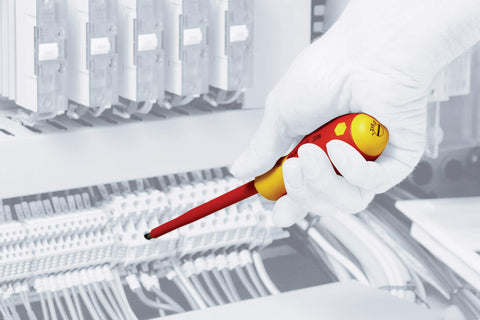 Wiha 28390 interchangeable blades offering versatility in compact tool kits