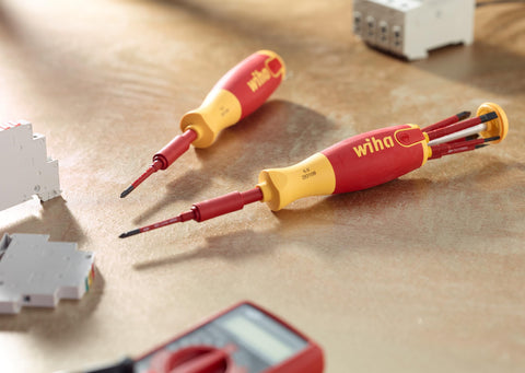 Wiha 28393 insulation rated up to 10kV for safety