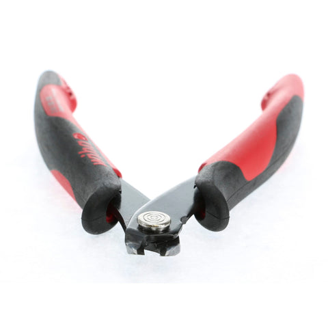 Wiha 56818 soft-touch grip supports comfortable extended use.