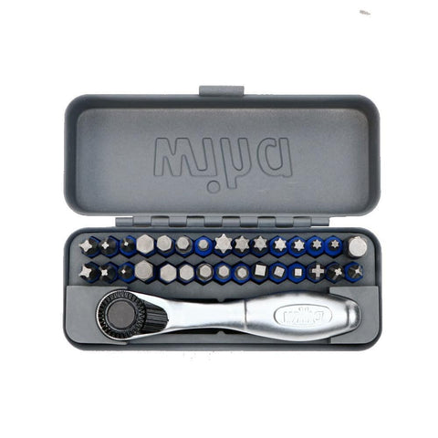 Wiha mini ratchet adapter enables confident quarter-inch drives