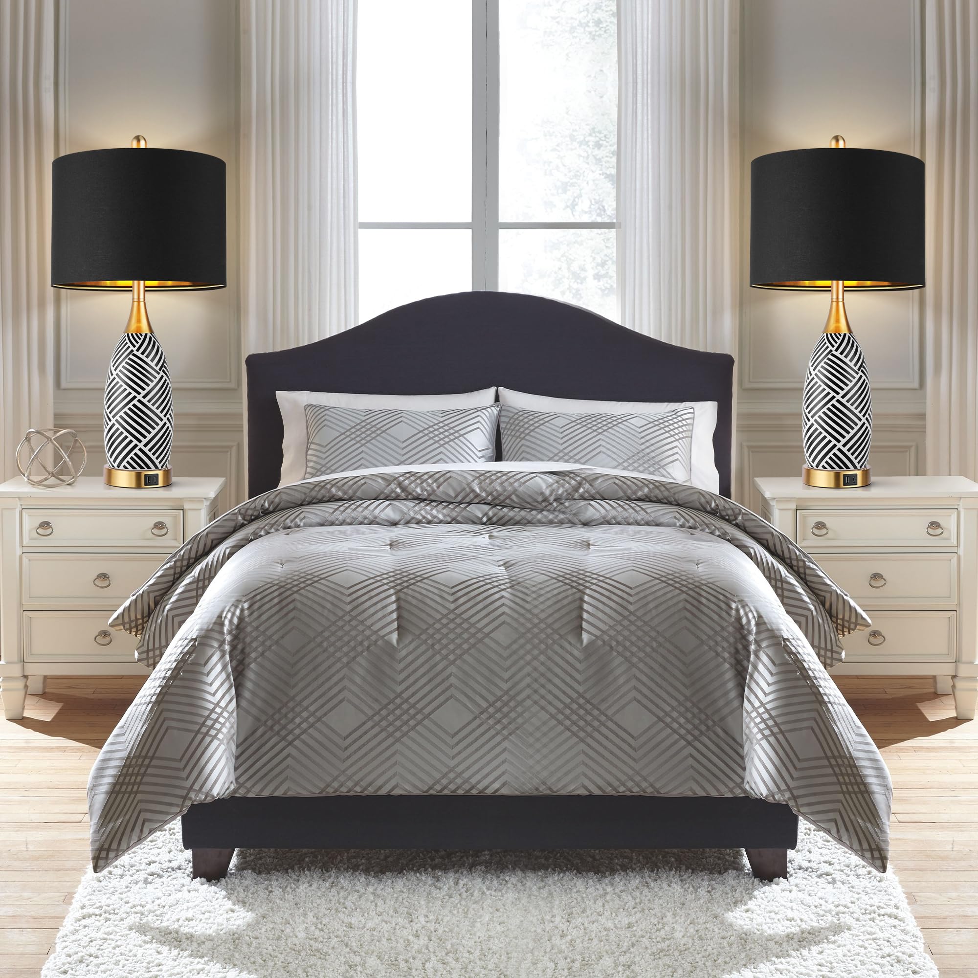 WIHTU bedside lamp creates cozy ambience in any room