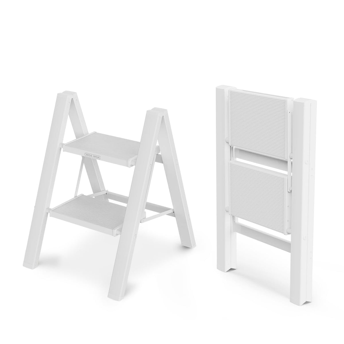 WOA WOA Step Ladder with widened pedals for stable footing during reaching tasks
