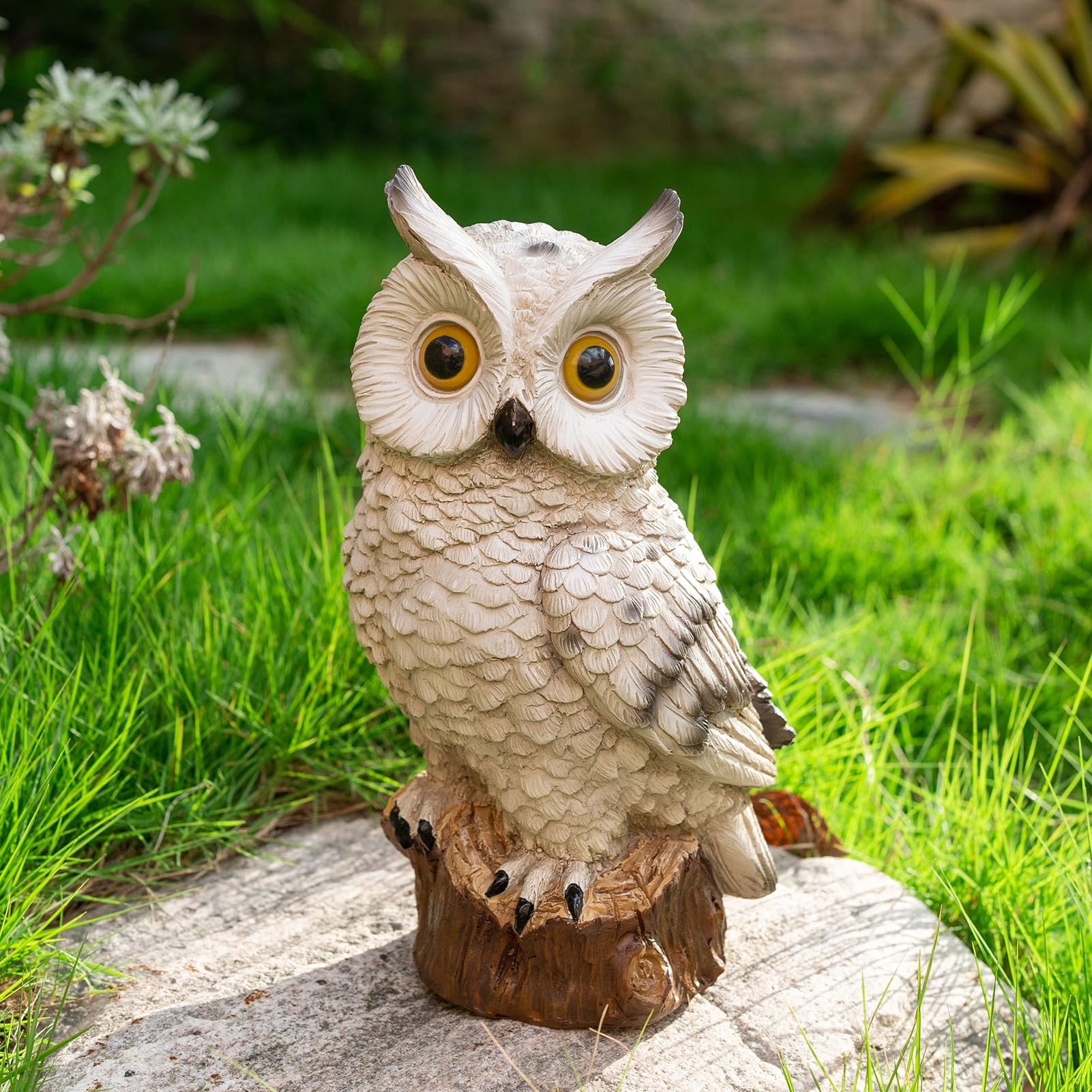 WONDHOME white owl LED light for porch or yard ambiance at night.