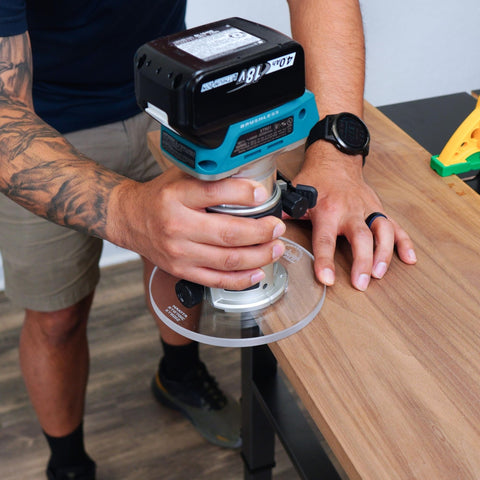 Clear 3/8-inch cast acrylic provides visibility for detailed edge routing.