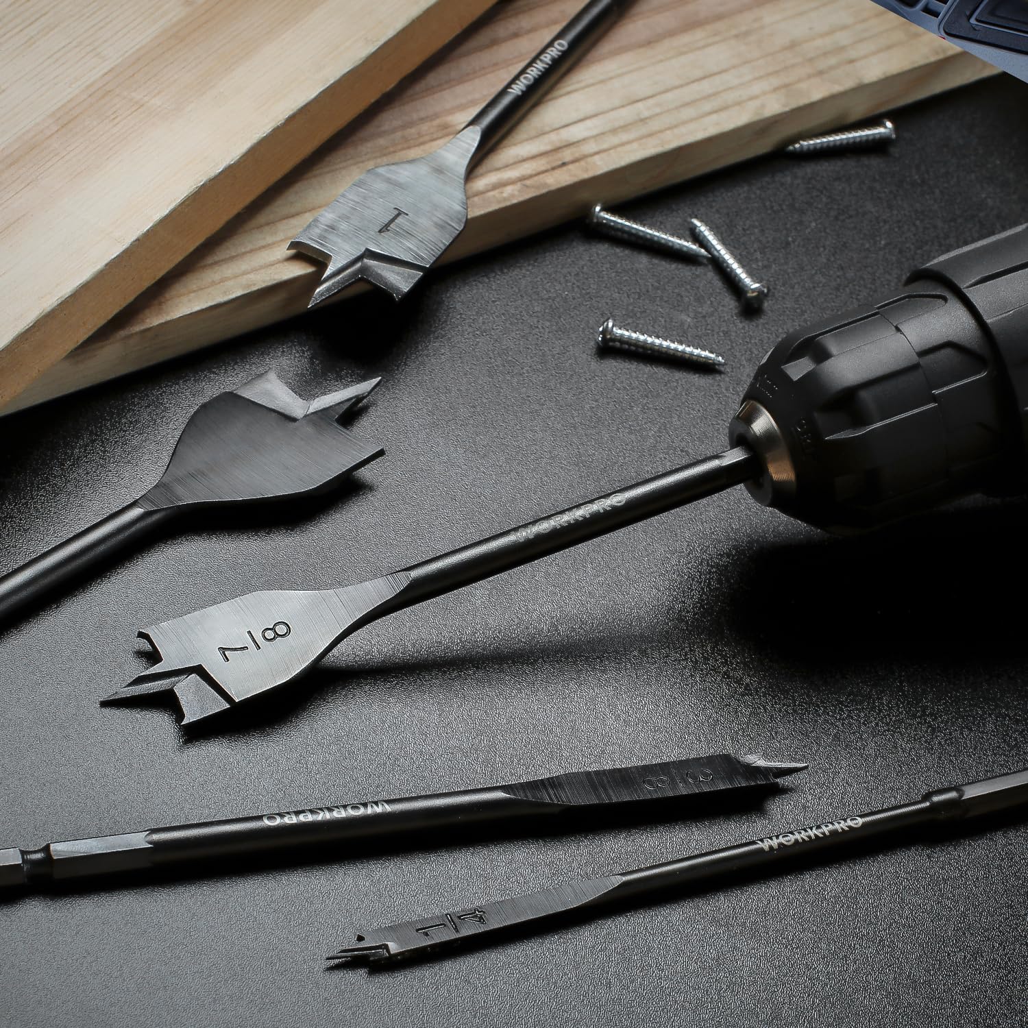 WORKPRO black-oxide coated bits enhance wear resistance and longevity.